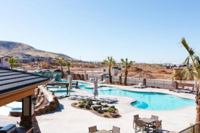 395 Zion Village X-BOX ONE, LOTS OF GAMES, BUILT-IN BUNK BEDS, POOL VIEWS, AND MORE!
